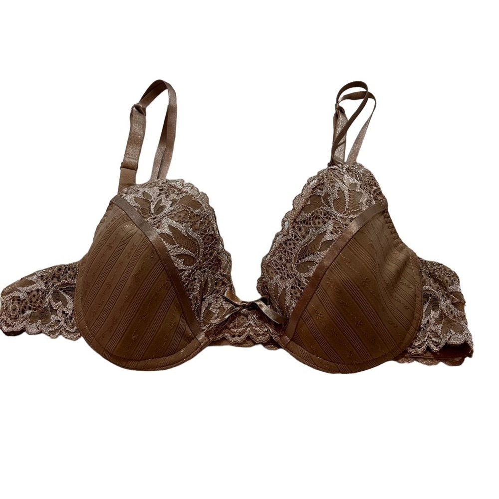 DELICATES Beige Push Up Underwire Bra Size 36B Lace Detail Good Used Condition
